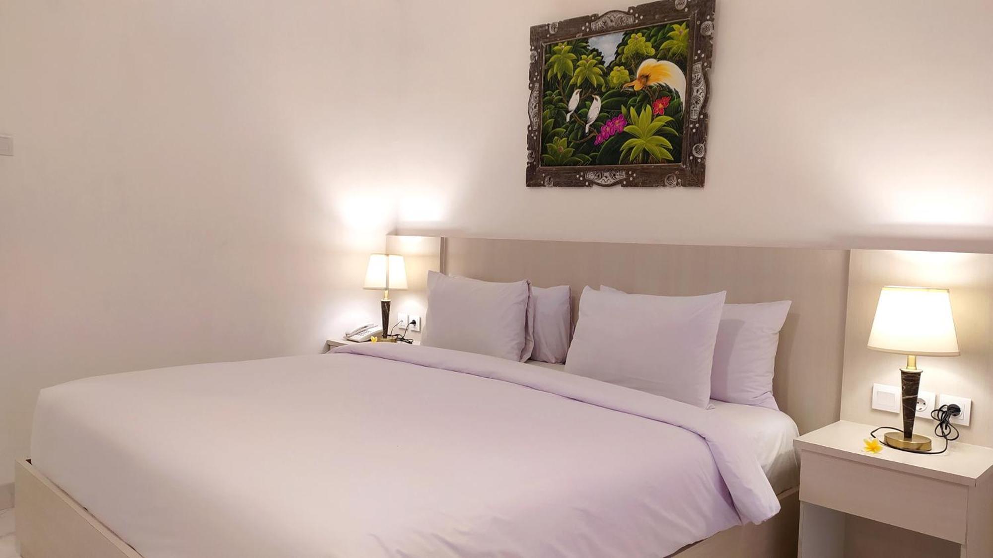 Hotel Puri Lovina Extérieur photo
