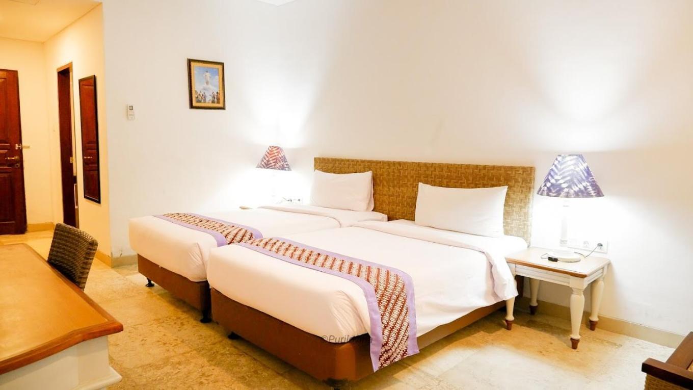 Hotel Puri Lovina Extérieur photo